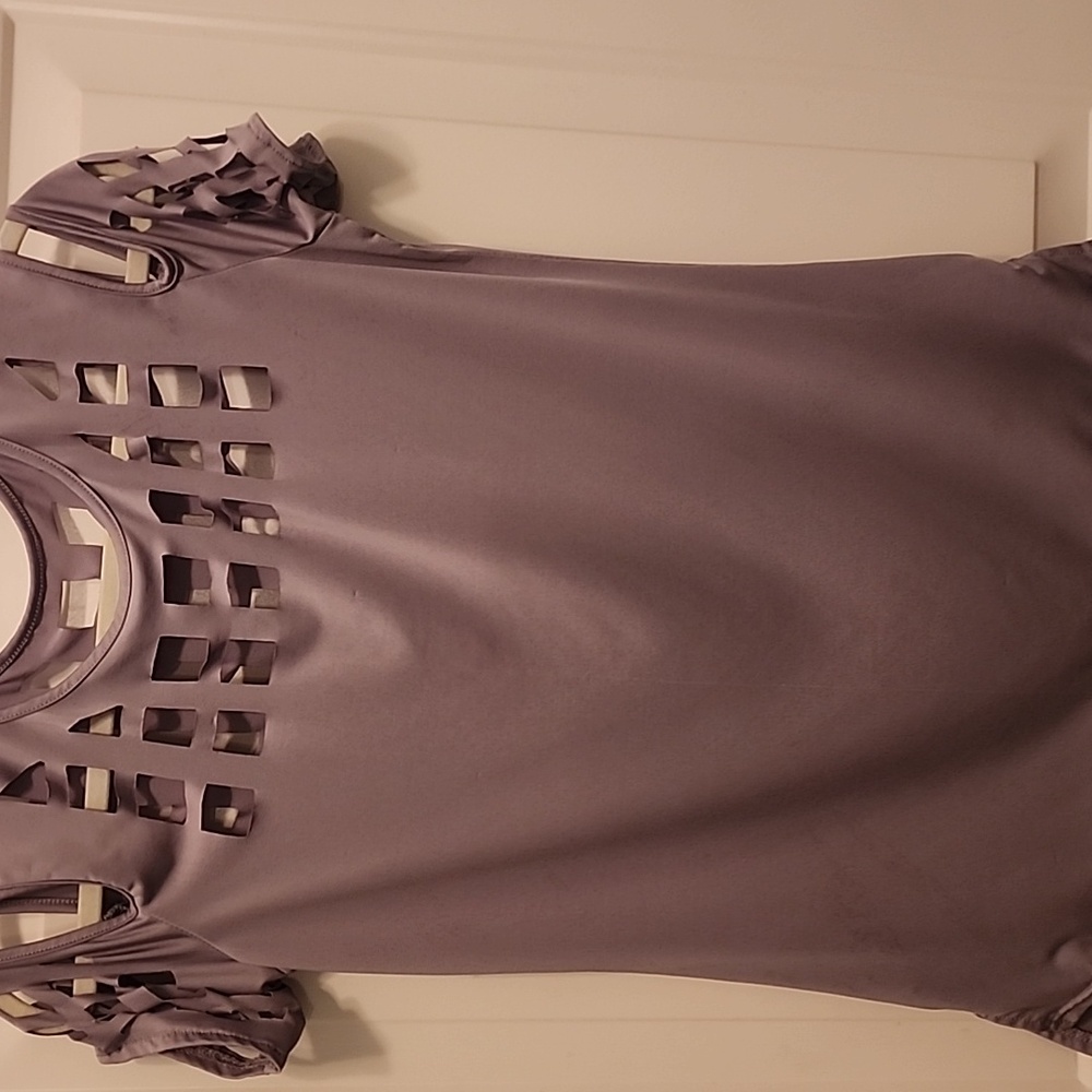 Cold shoulder top